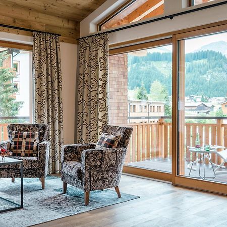 Hotel Auenhof Лех ам Алберг Екстериор снимка
