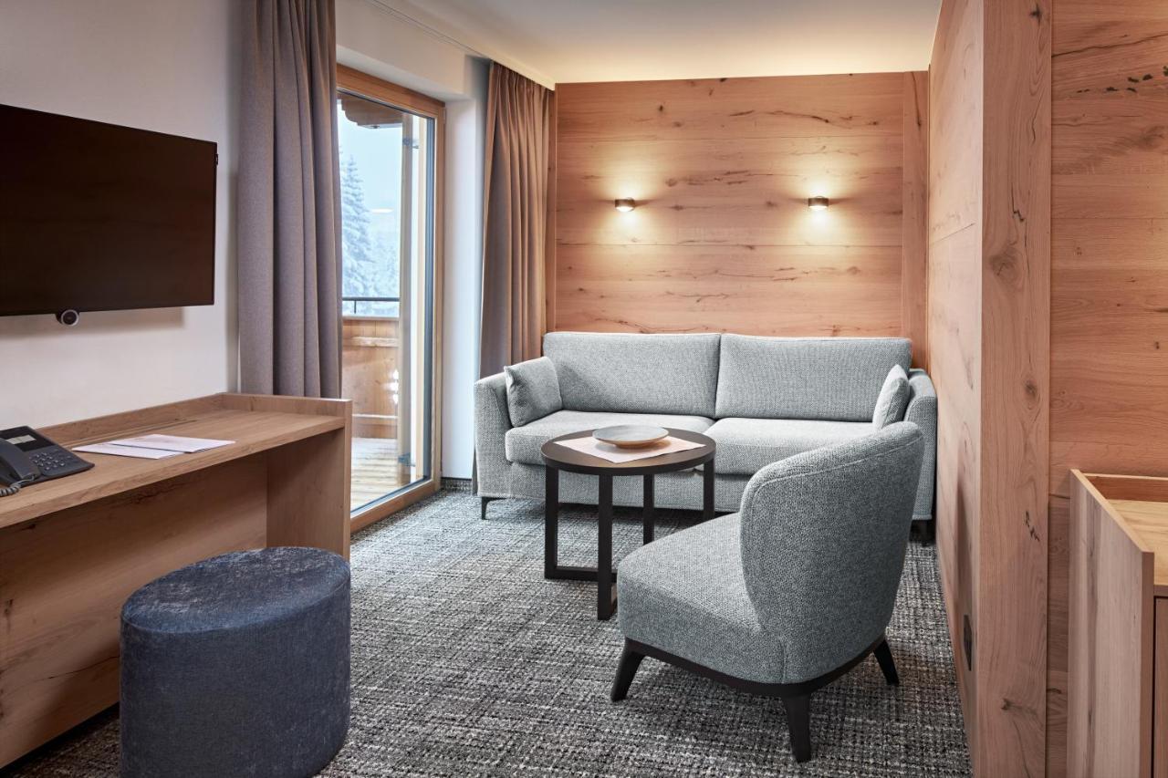 Hotel Auenhof Лех ам Алберг Екстериор снимка