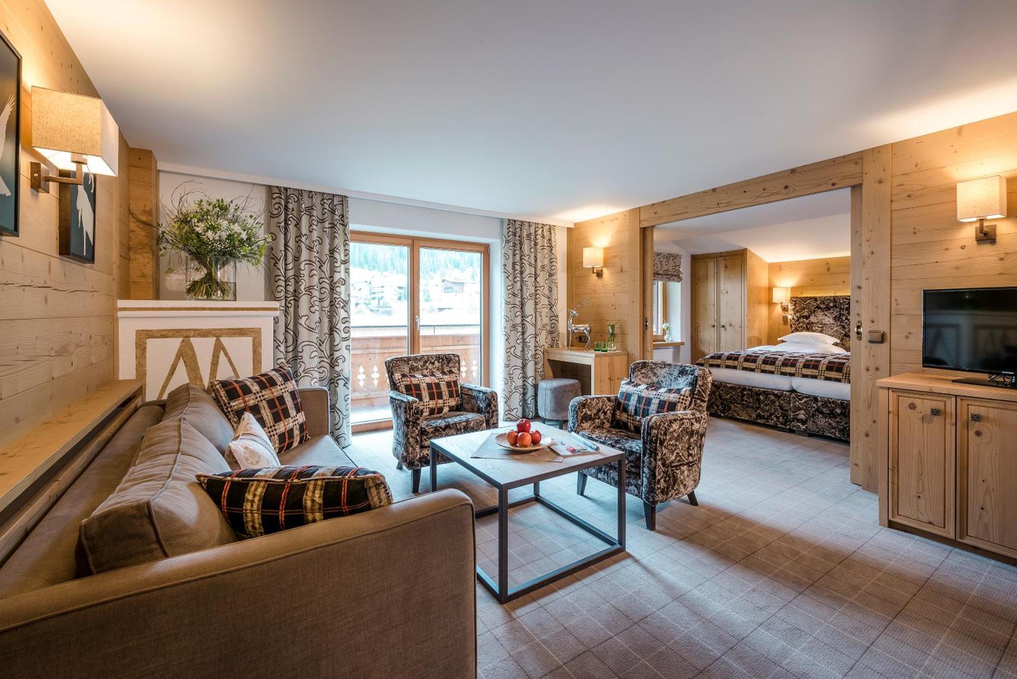 Hotel Auenhof Лех ам Алберг Екстериор снимка