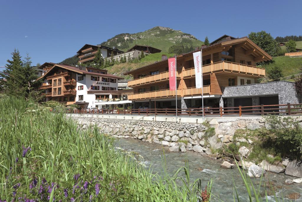 Hotel Auenhof Лех ам Алберг Екстериор снимка