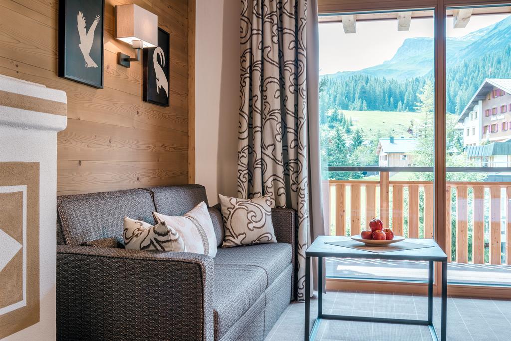 Hotel Auenhof Лех ам Алберг Екстериор снимка